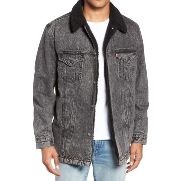 Levi's Other - LEVI’S Trucker Sherpa lined denim jacket black acid wash longer length small